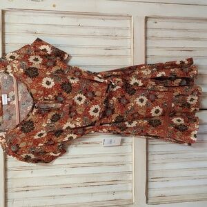 Shyanne, Brown daisy ruffled dress. Size Small